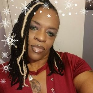 Meet your Posher, Tonya